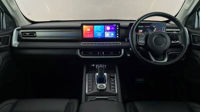 2024 GWM CANNON interior