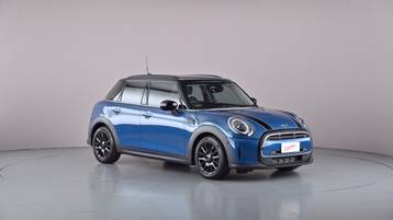 2021 MINI 5D HATCH