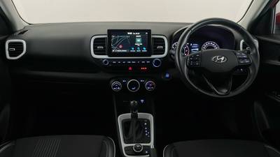 2020 HYUNDAI VENUE interior