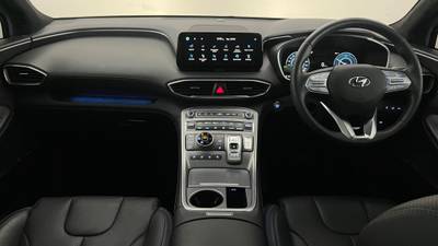 2023 Hyundai Santa Fe interior