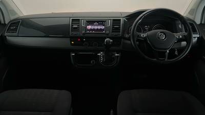 2019 Volkswagen Multivan interior