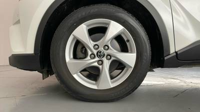 2019 TOYOTA C-HR gallery