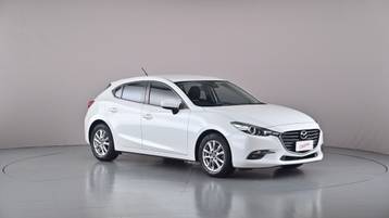2017 MAZDA 3