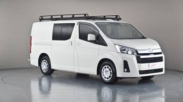 2022 TOYOTA HIACE
