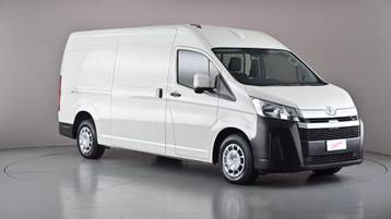 2022 TOYOTA HIACE