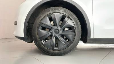 2024 TESLA MODEL Y gallery