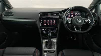 2018 VOLKSWAGEN GOLF interior
