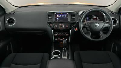 2018 NISSAN PATHFINDER interior