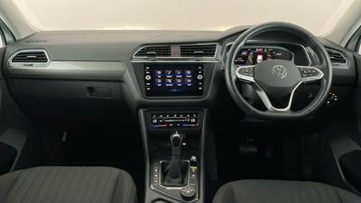 2022 VOLKSWAGEN TIGUAN interior