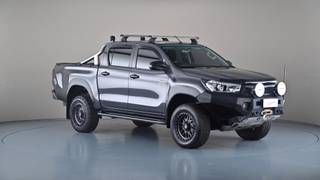 2017 TOYOTA HILUX
