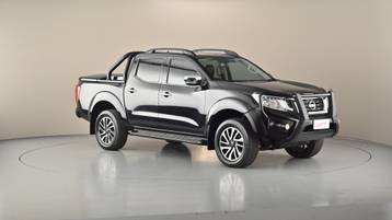 2017 NISSAN NAVARA