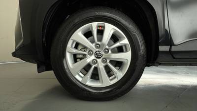 2021 TOYOTA YARIS CROSS gallery