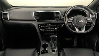 2021 KIA SPORTAGE interior