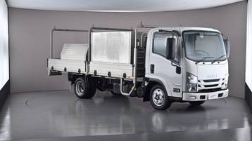 2021 ISUZU NLR
