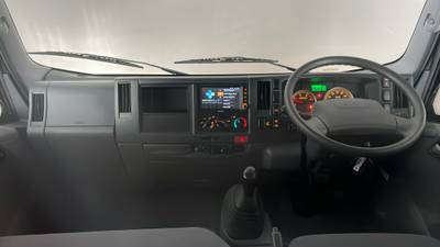 2021 ISUZU NLR interior