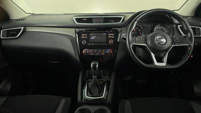 2019 NISSAN QASHQAI interior