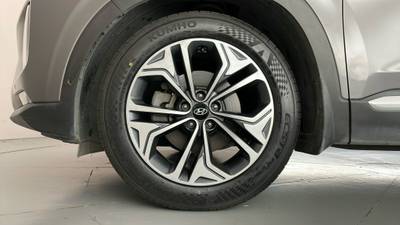 2019 HYUNDAI SANTA FE gallery