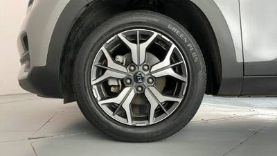 2019 KIA SELTOS gallery