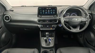 2021 Hyundai Kona interior
