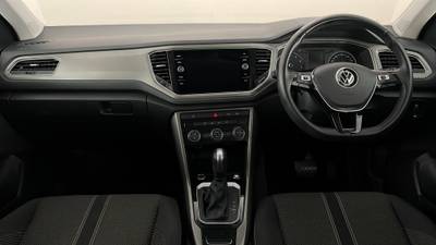 2021 VOLKSWAGEN T-ROC interior