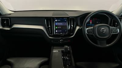 2022 VOLVO XC60 interior
