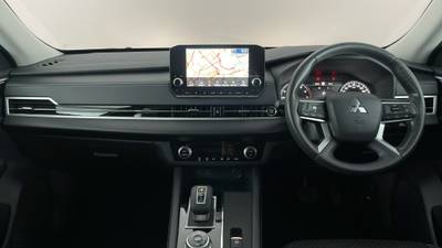 2021 MITSUBISHI OUTLANDER interior