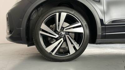 2022 VOLKSWAGEN T-ROC gallery