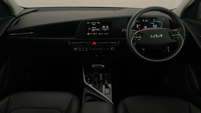 2023 KIA NIRO interior