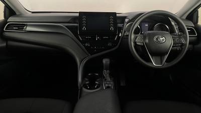 2024 TOYOTA CAMRY interior
