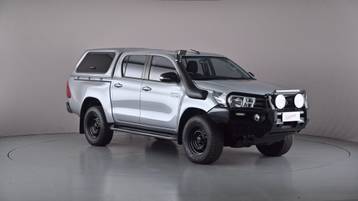 2016 TOYOTA HILUX