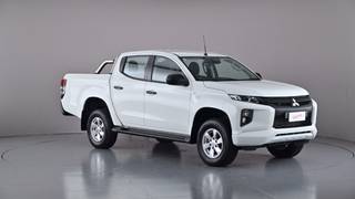2022 MITSUBISHI TRITON