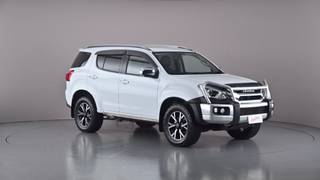 2021 ISUZU MU-X