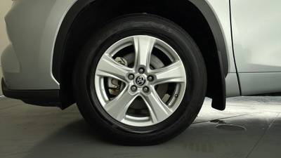 2021 TOYOTA KLUGER gallery