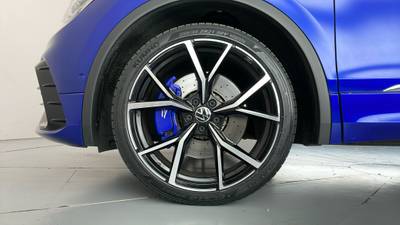 2022 VOLKSWAGEN TIGUAN gallery