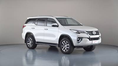 2018 TOYOTA FORTUNER