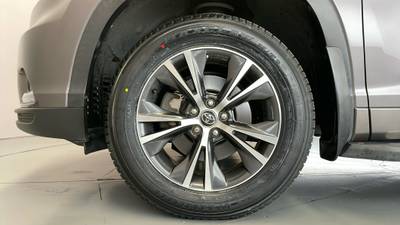 2016 TOYOTA KLUGER gallery