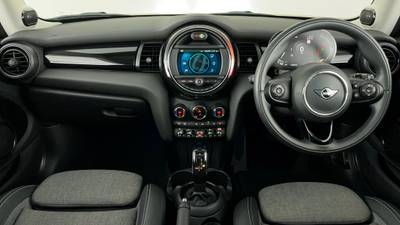 2020 MINI 3D HATCH interior