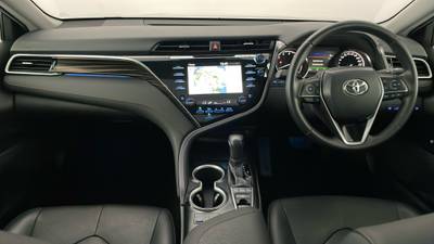 2017 TOYOTA CAMRY interior