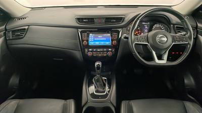 2018 NISSAN X-TRAIL interior