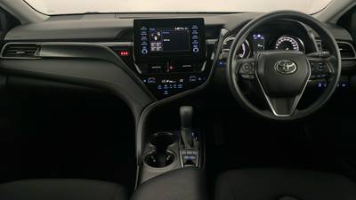 2022 Toyota Camry interior