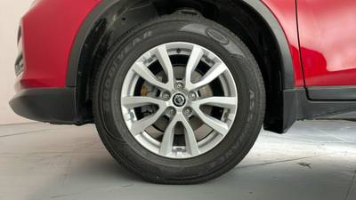 2018 NISSAN X-TRAIL gallery
