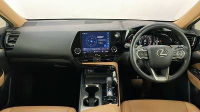 2023 LEXUS NX250 interior