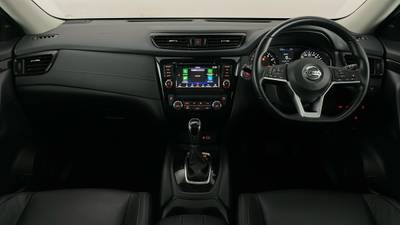 2022 NISSAN X-TRAIL interior