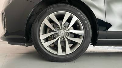 2019 Hyundai i30 gallery