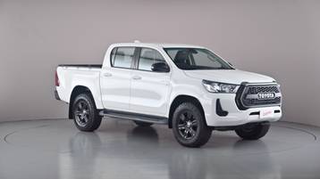 2023 TOYOTA HILUX