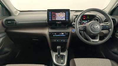2020 TOYOTA YARIS CROSS interior