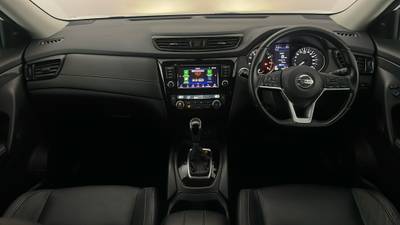 2021 Nissan X-Trail interior