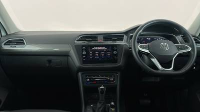 2022 VOLKSWAGEN TIGUAN interior
