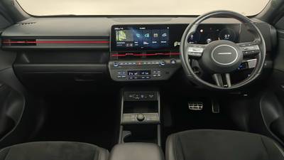2023 Hyundai Kona interior