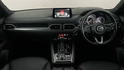 2022 MAZDA CX-8 interior